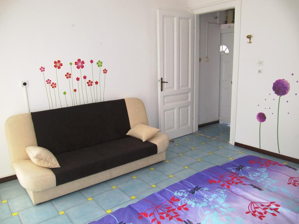 Apartment Anita Near Kantrida Beach Rijeka Room photo