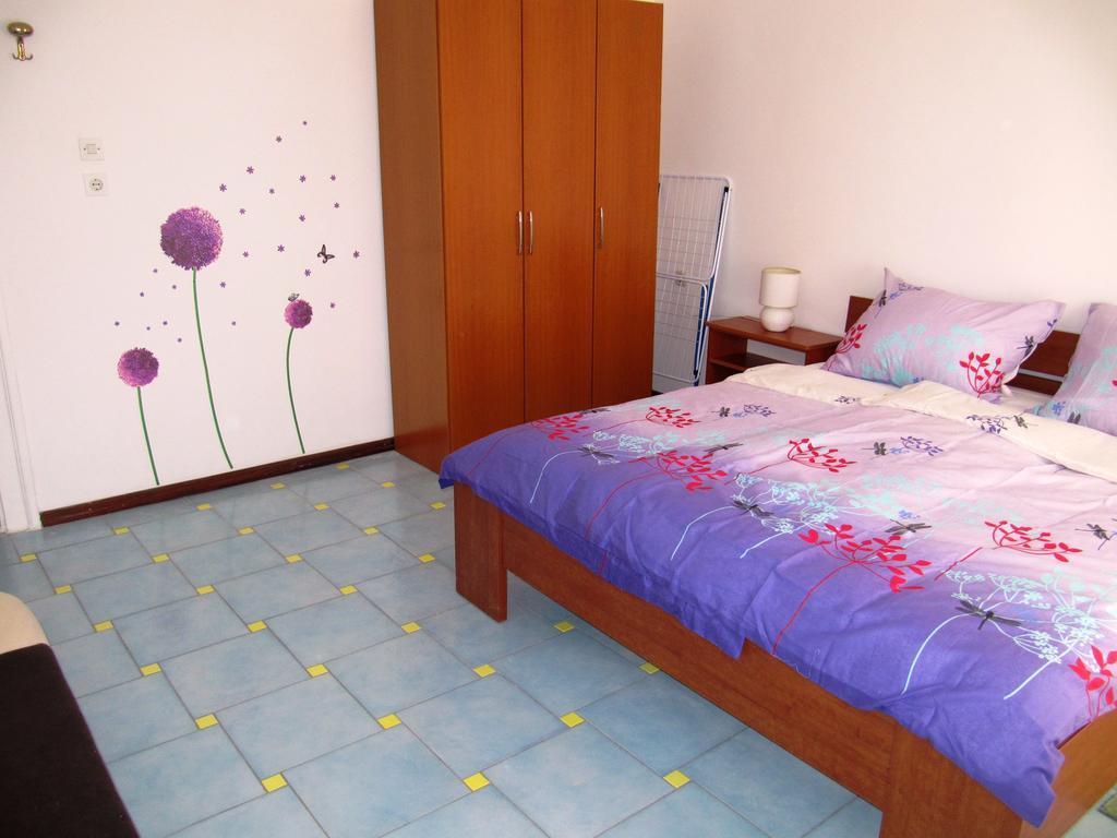 Apartment Anita Near Kantrida Beach Rijeka Room photo